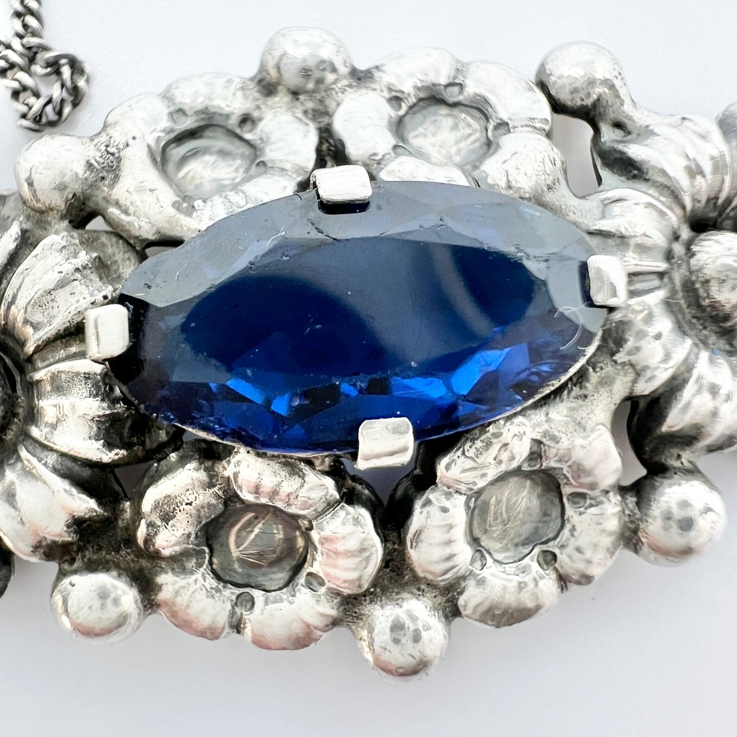 Guldvaruhuset, Sweden 1946 Vintage Solid Silver Deep Blue Paste Stone Pendant Necklace.