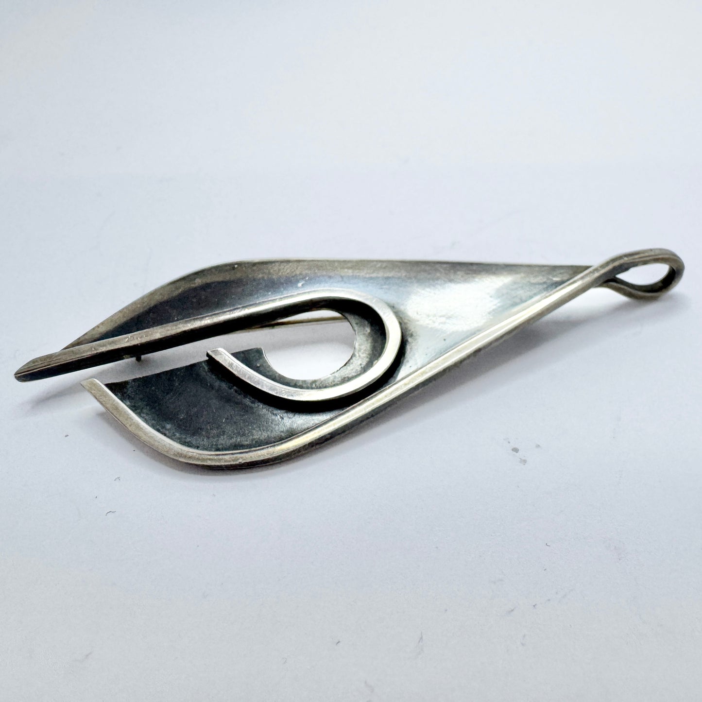 Phyllis Sklar, USA. Vintage Modernist Sterling Silver Pendant.