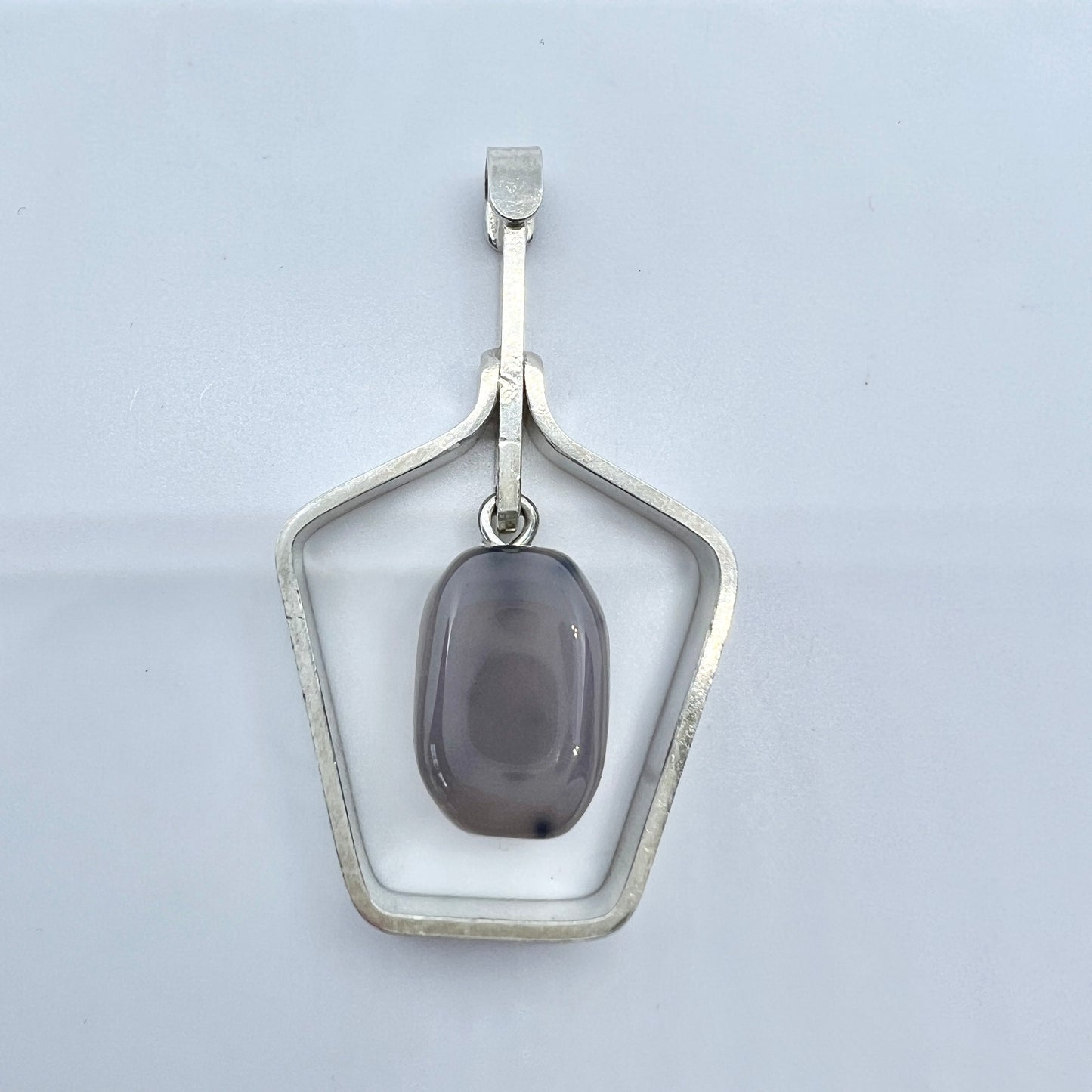 Hedberg, Sweden 1959, Sterling Silver Agate Pendant.