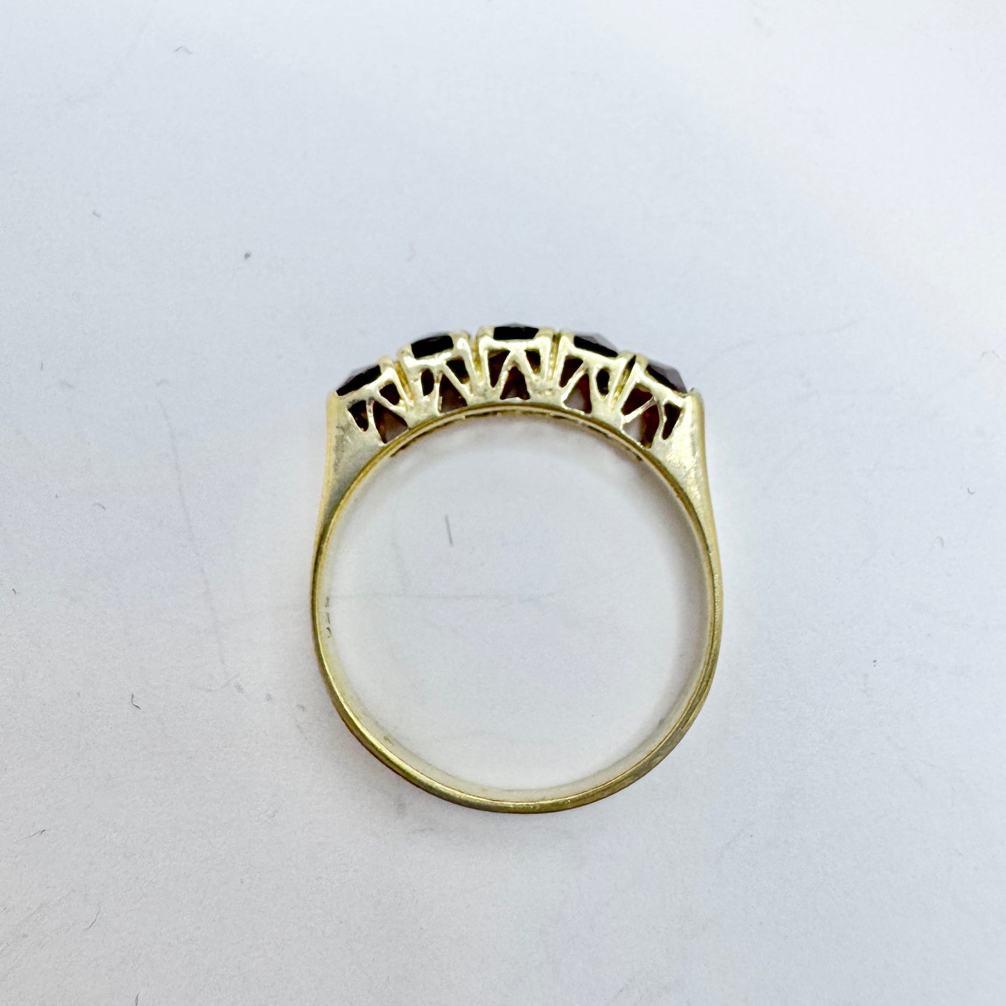 Vintage c 1950s. Sterling Silver Garnet Ring.