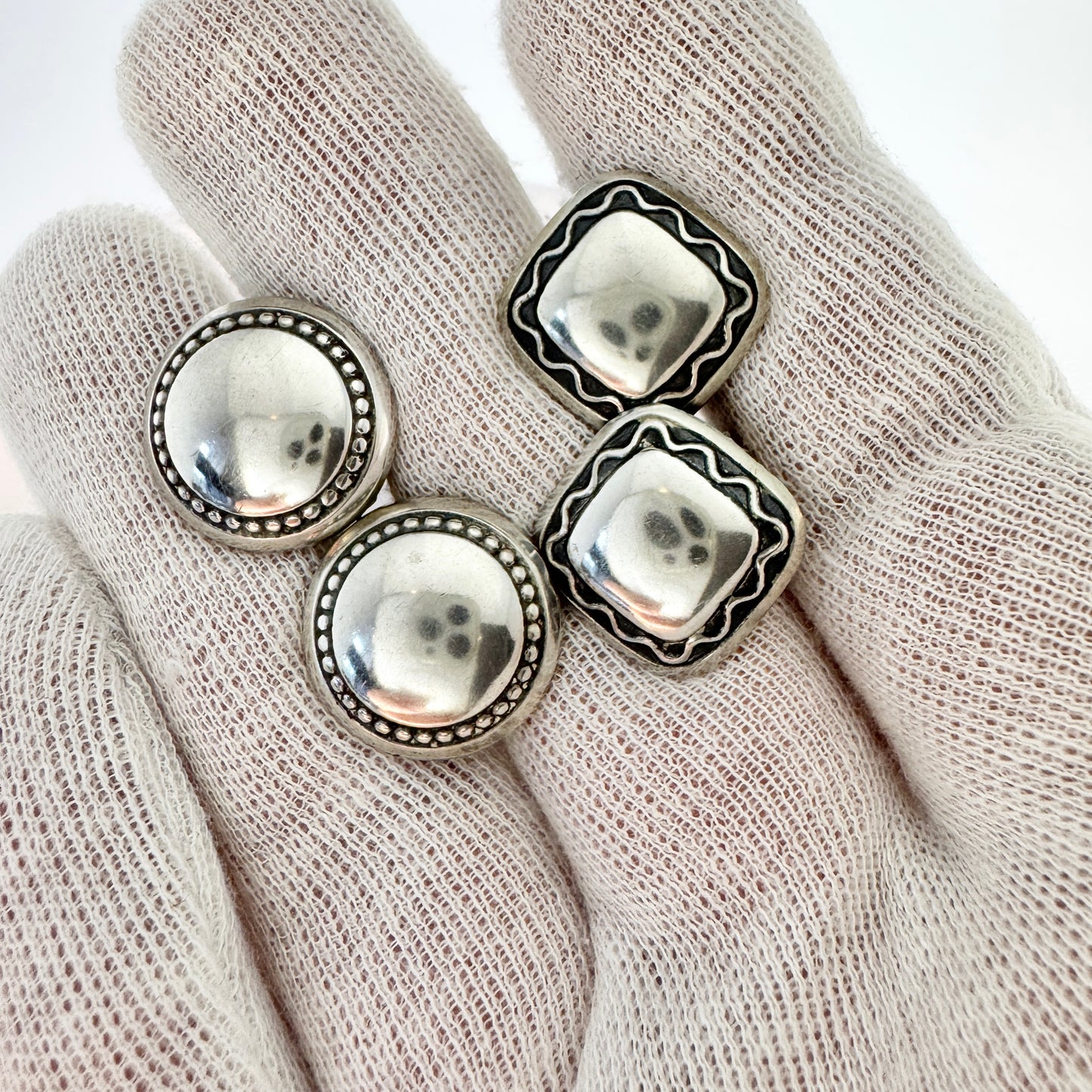 Kalevala Koru, Finland 1960-61. Two Vintage Pair of Solid Silver Clip-on Earrings.