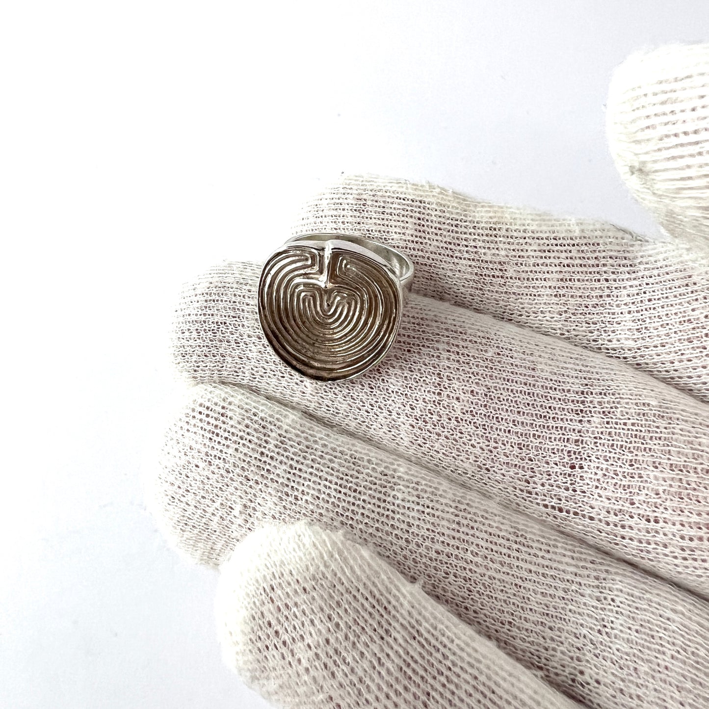 IBE Dahlquist, Sweden Vintage Sterling Silver Ring.