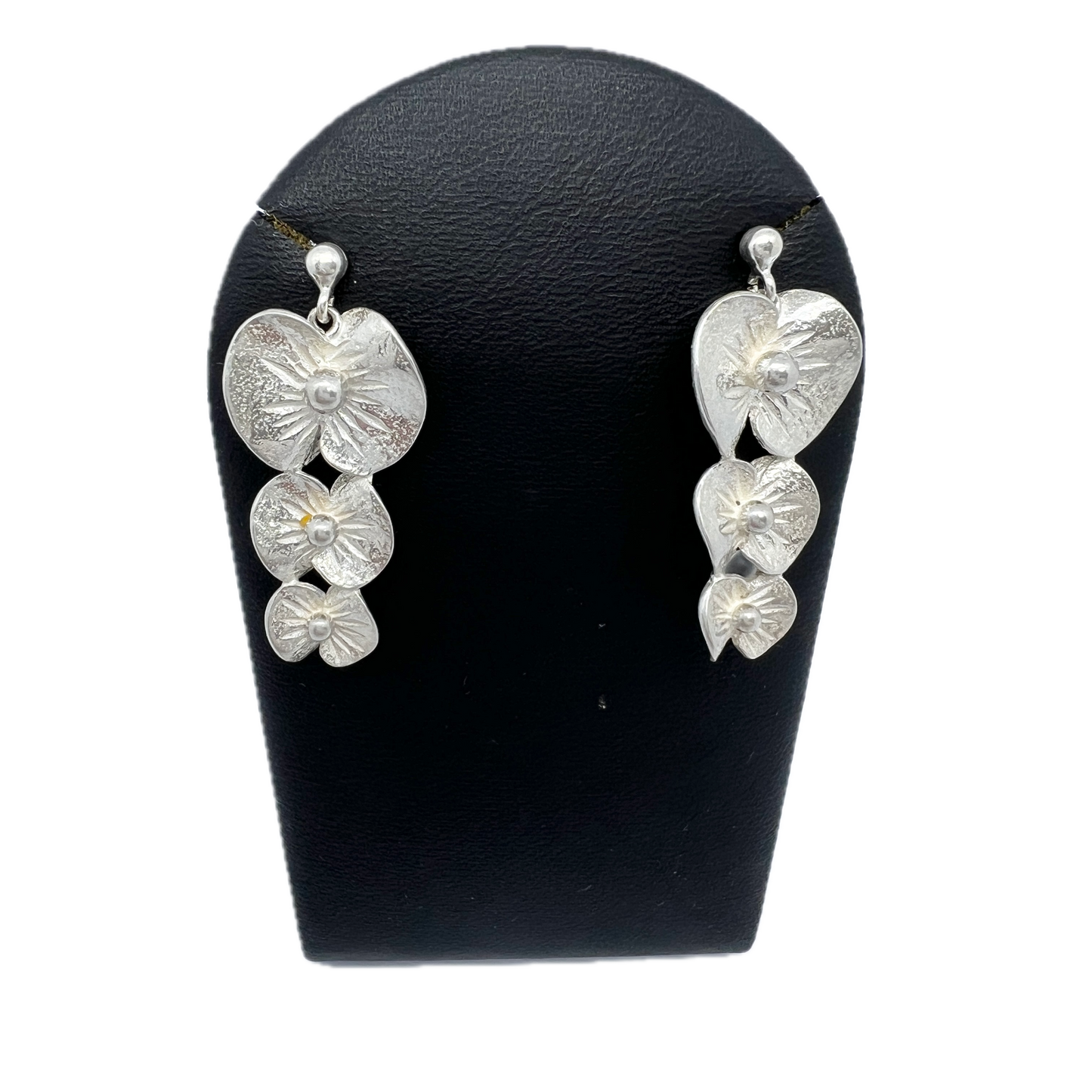 Theresia Hvorslev for MEMA, Sweden 1976. Vintage Sterling Silver Earrings. Design: Apple Blossom. Signed