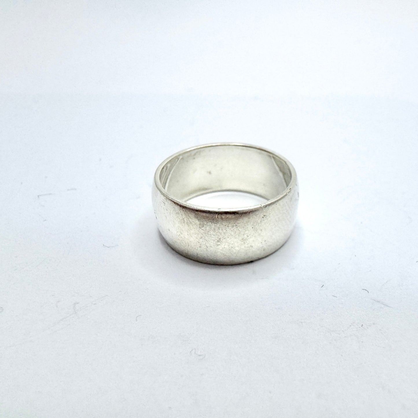 Svedboms, Sweden 1975. Vintage Sterling Silver Band Ring.