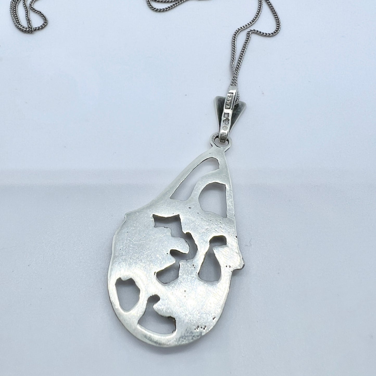 GeWe, Sweden 1946 Vintage Solid Silver Pendant + Chain