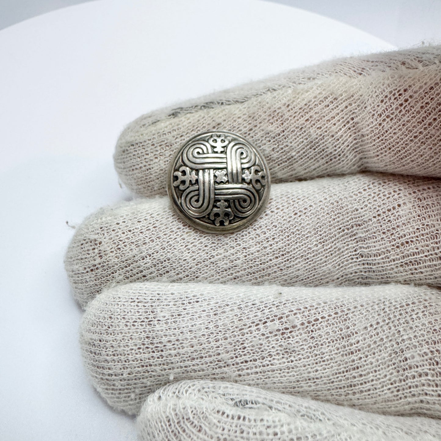 Kalevala Koru, Finland. Small Vintage Sterling Silver Brooch.