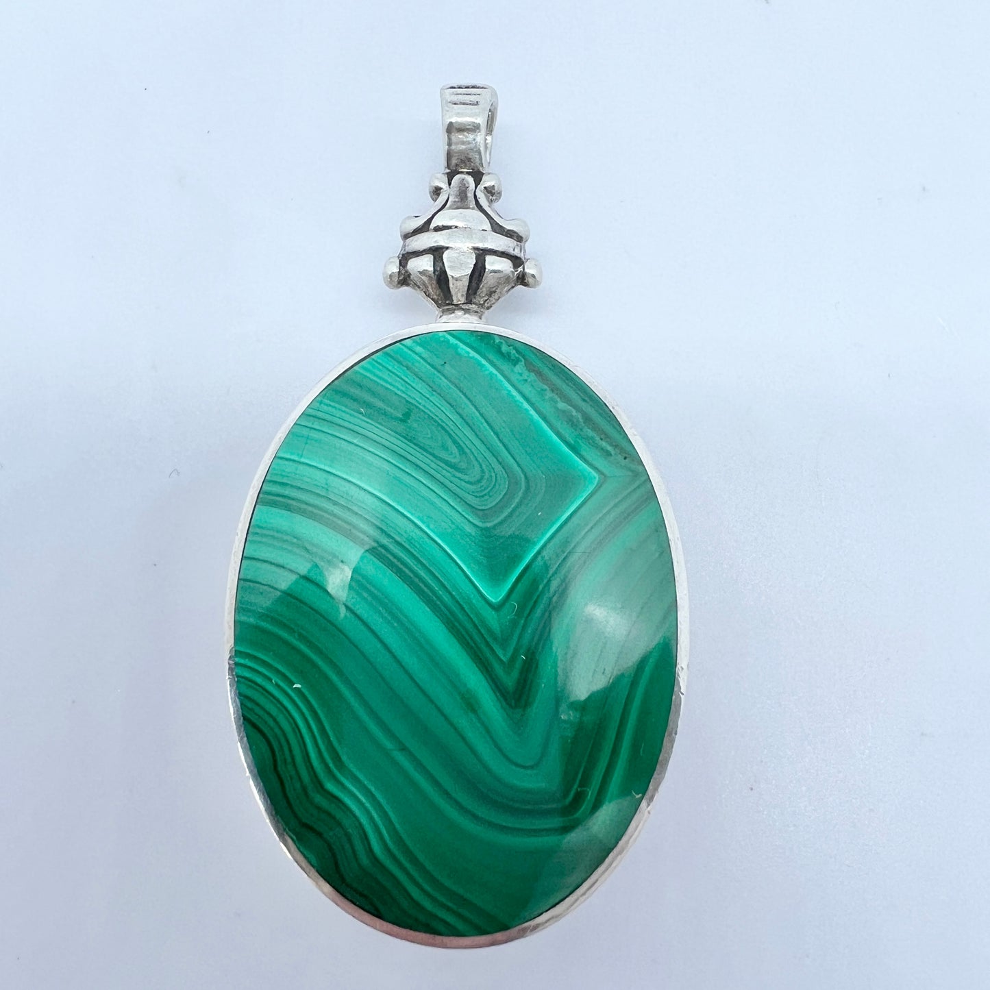 Maker MK, Sheffield 1979. Chunky Vintage Double Sided Sterling Malachite Agate Pendant.