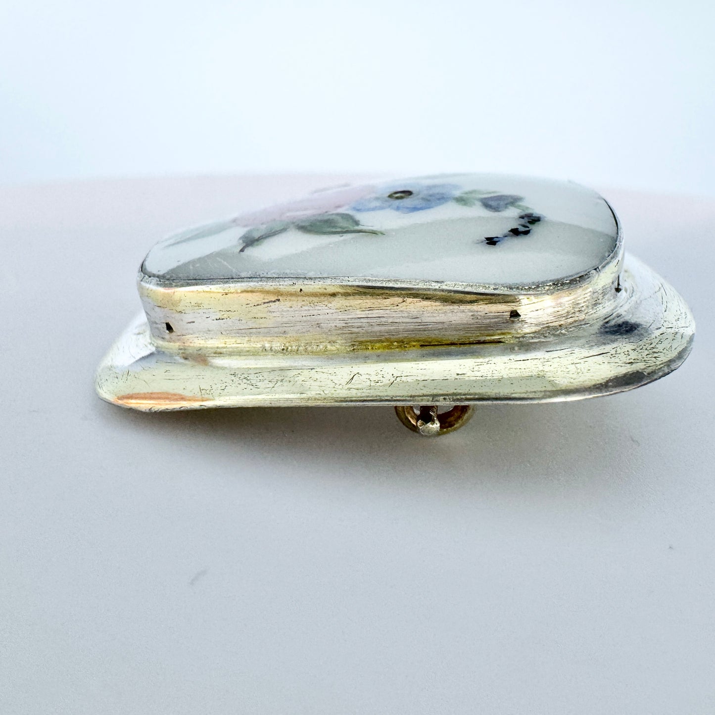 Veljekset Salonen, Finland 1957. Vintage Solid Silver Painted Porcelain Floral Brooch