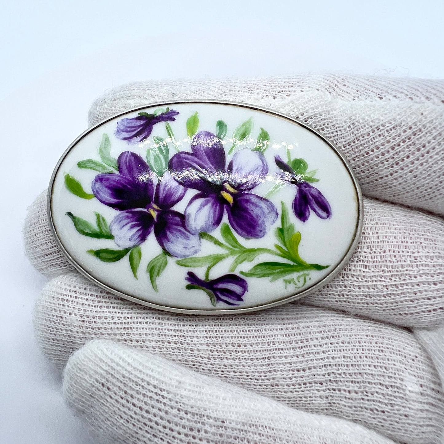 Arvo Saarela, Sweden 1956 Vintage Solid Silver Painted Porcelain Large Flower Brooch.