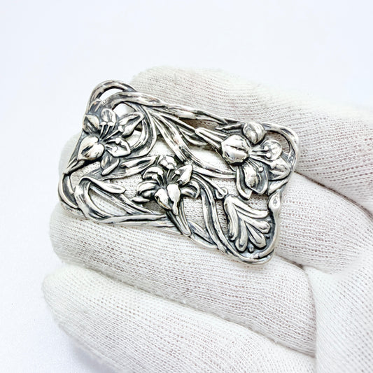 Vintage Sterling Silver Floral Brooch.