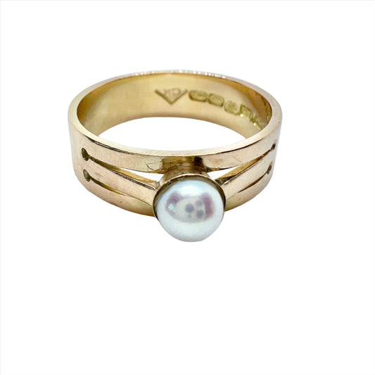 N Westerback, Finland 1965. Vintage 14k Gold Pearl Ring. Design: Aivi Gallen-Kallela (attributed)