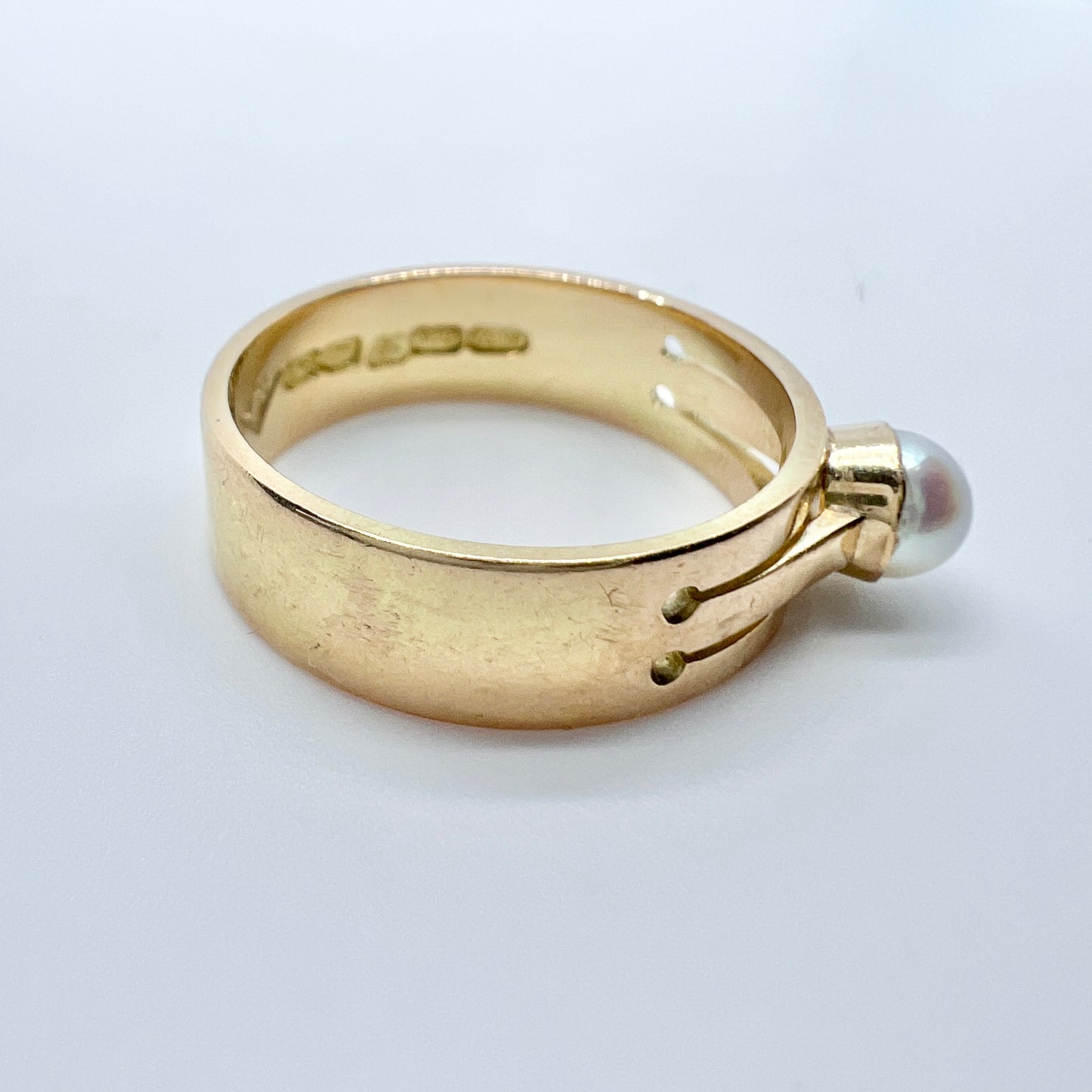 N Westerback, Finland 1965. Vintage 14k Gold Pearl Ring. Design: Aivi Gallen-Kallela (attributed)