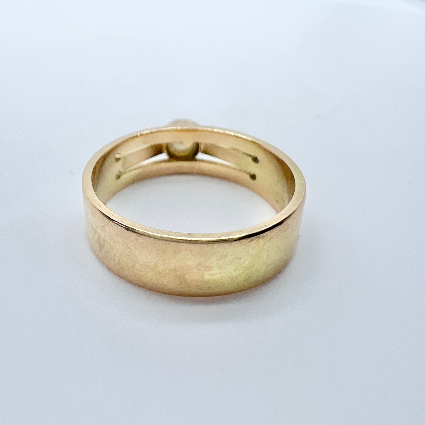 N Westerback, Finland 1965. Vintage 14k Gold Pearl Ring. Design: Aivi Gallen-Kallela (attributed)