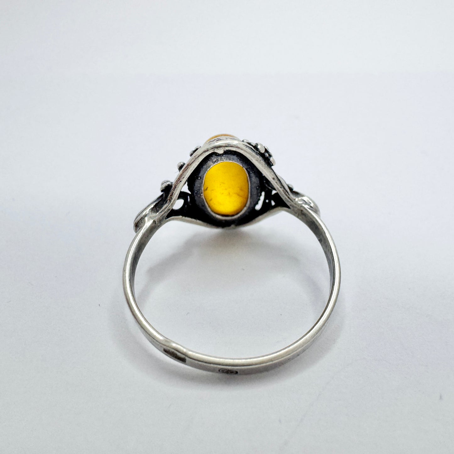 Gdansk, Poland. Vintage Solid Silver Amber Ring.