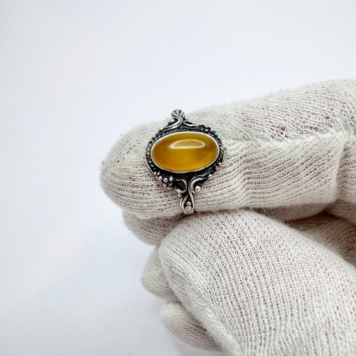 Gdansk, Poland. Vintage Solid Silver Amber Ring.
