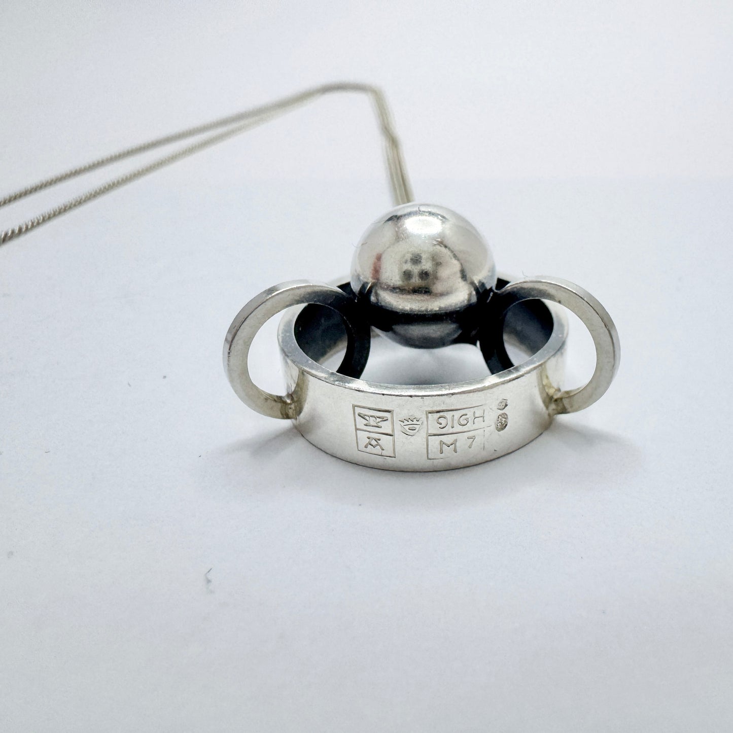 Elis Kauppi, Kupittaan Kulta Finland 1965. Vintage Solid Silver Pendant Necklace.