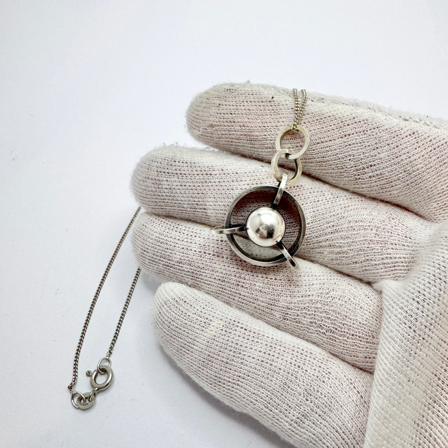 Elis Kauppi, Kupittaan Kulta Finland 1965. Vintage Solid Silver Pendant Necklace.