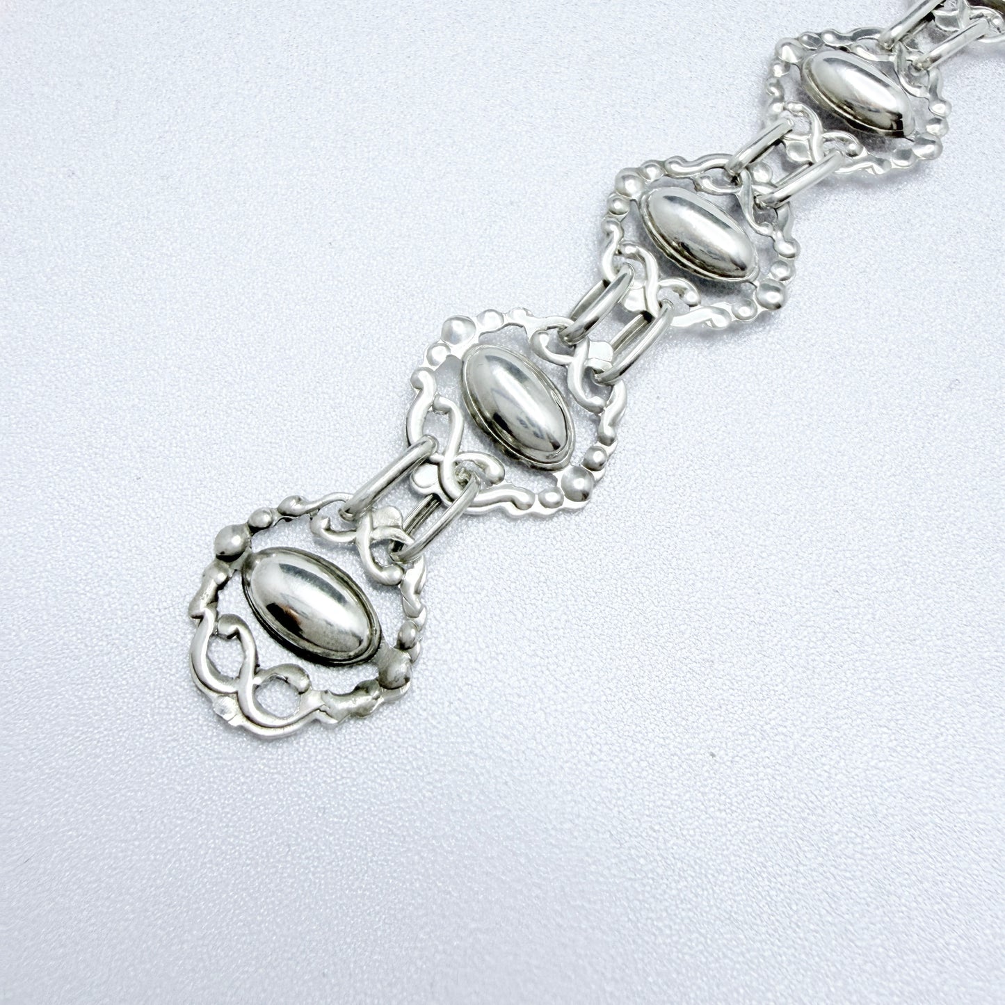 Malmö, Sweden year 1950. Vintage Solid Silver Bracelet.