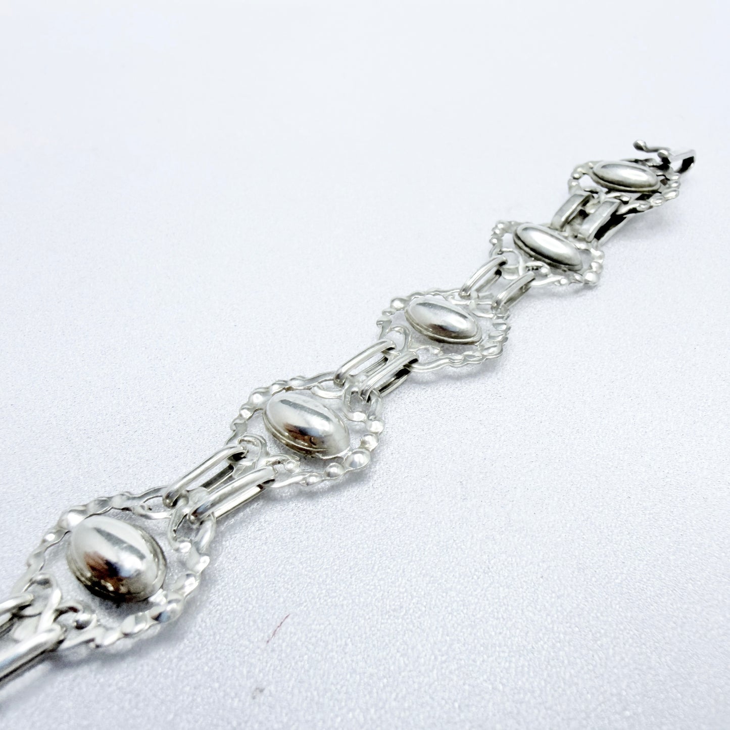 Malmö, Sweden year 1950. Vintage Solid Silver Bracelet.