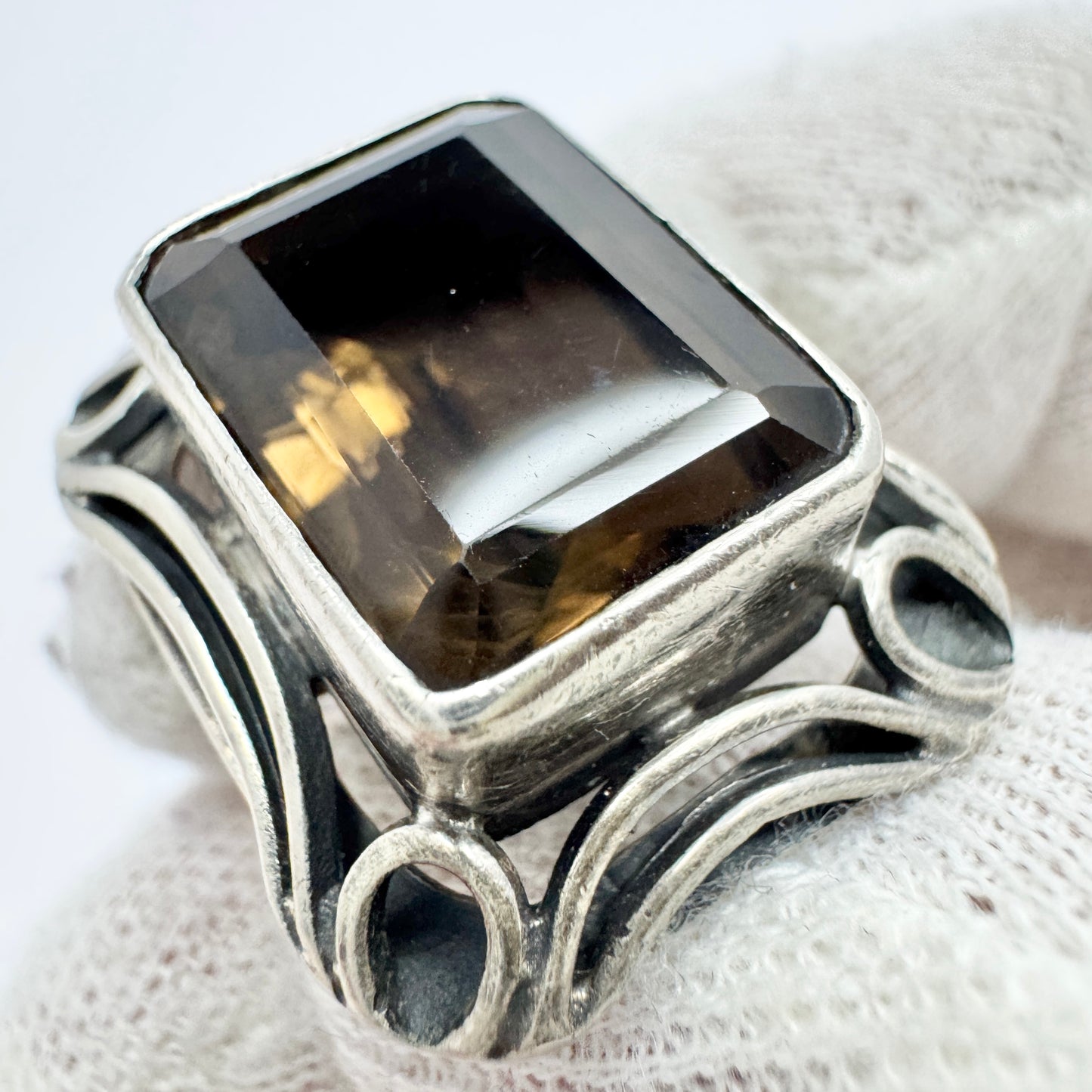Vintage 1940s. Sterling Silver Smoky Quartz Cocktail Ring.