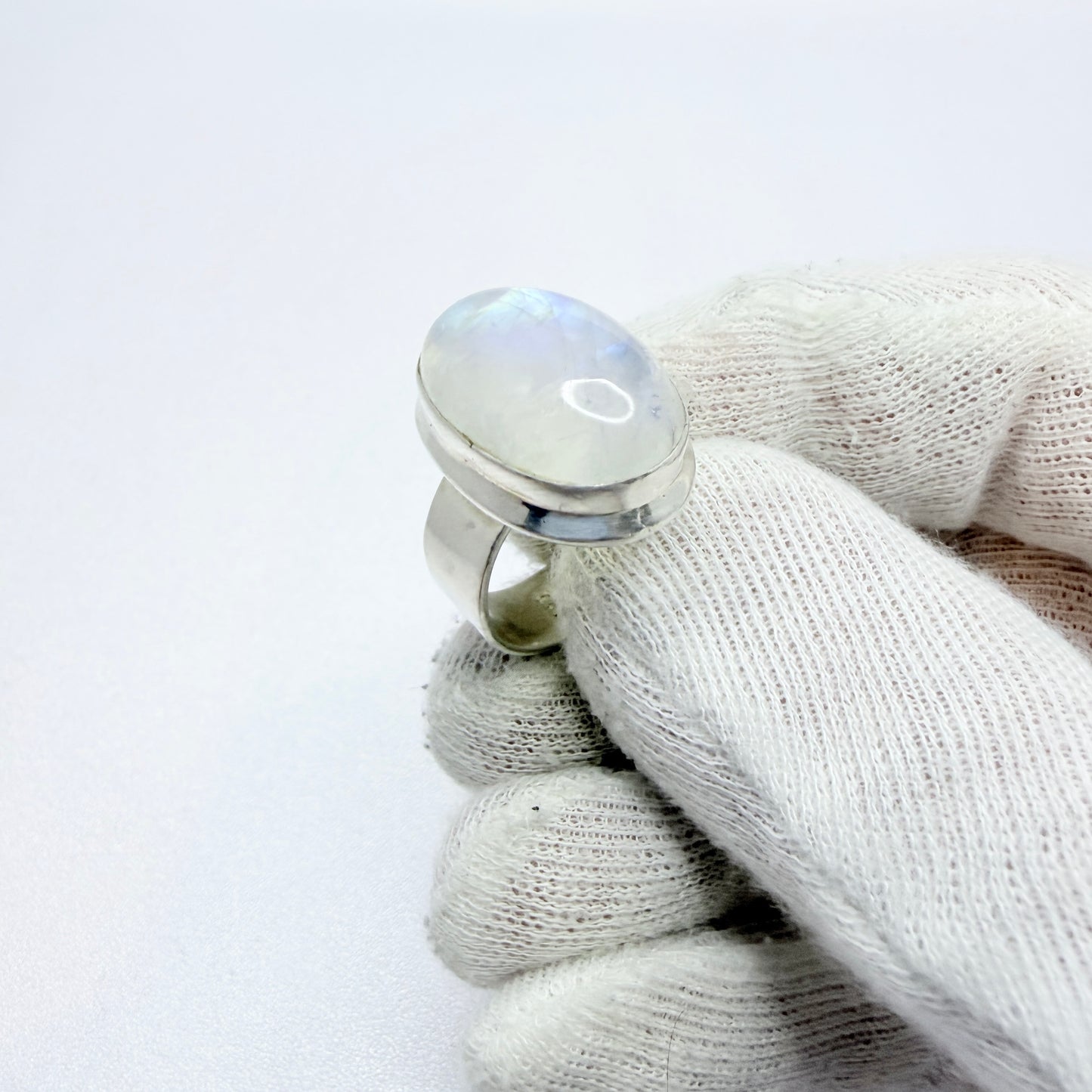 Vintage Sterling Silver Labradorite Ring.