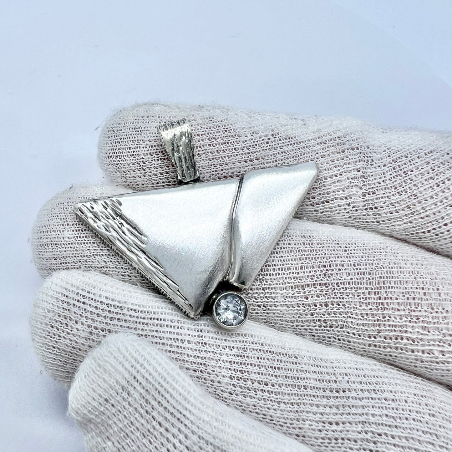 Finnfeelings, Finland. Vintage Sterling Silver Rock Crystal Pendant.