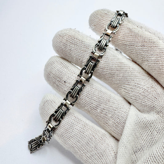 Vintage c 1950s. Sterling Silver Bracelet.