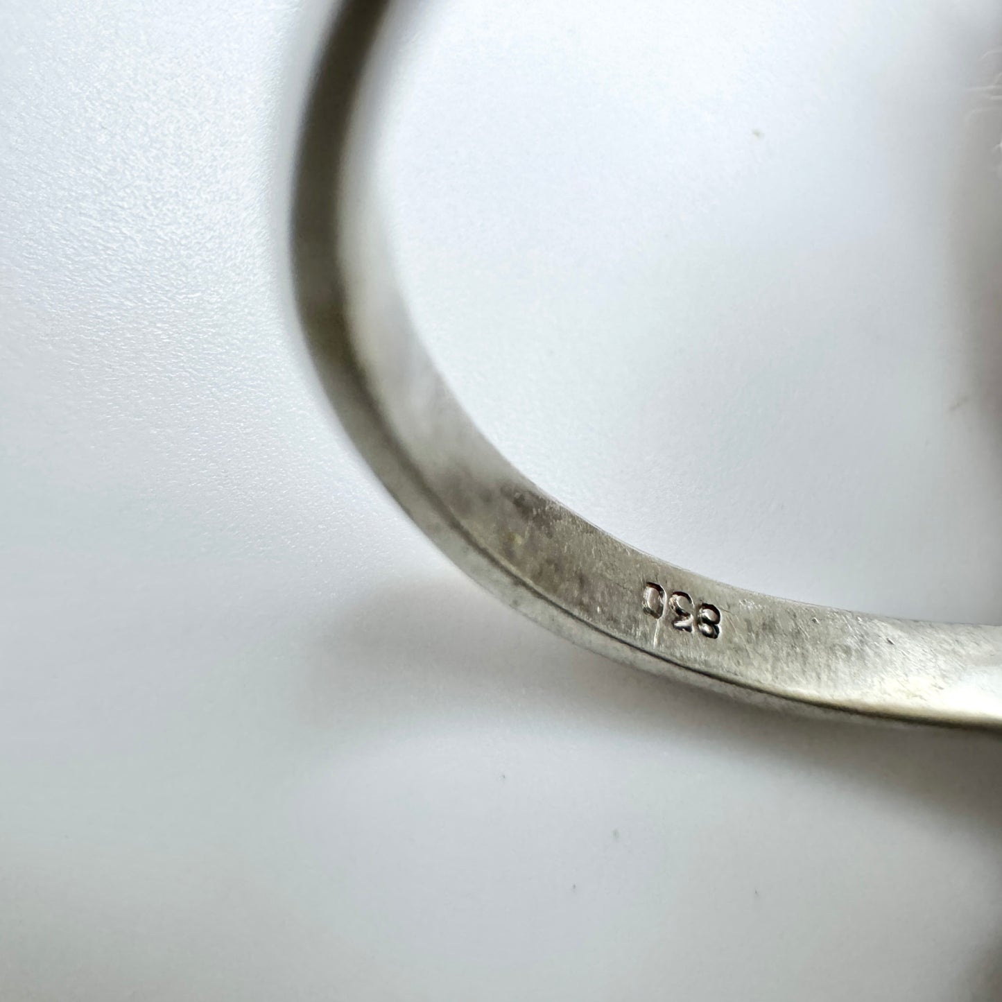 Vintage Art Deco Solid Silver Synthetic Spinel Ring.