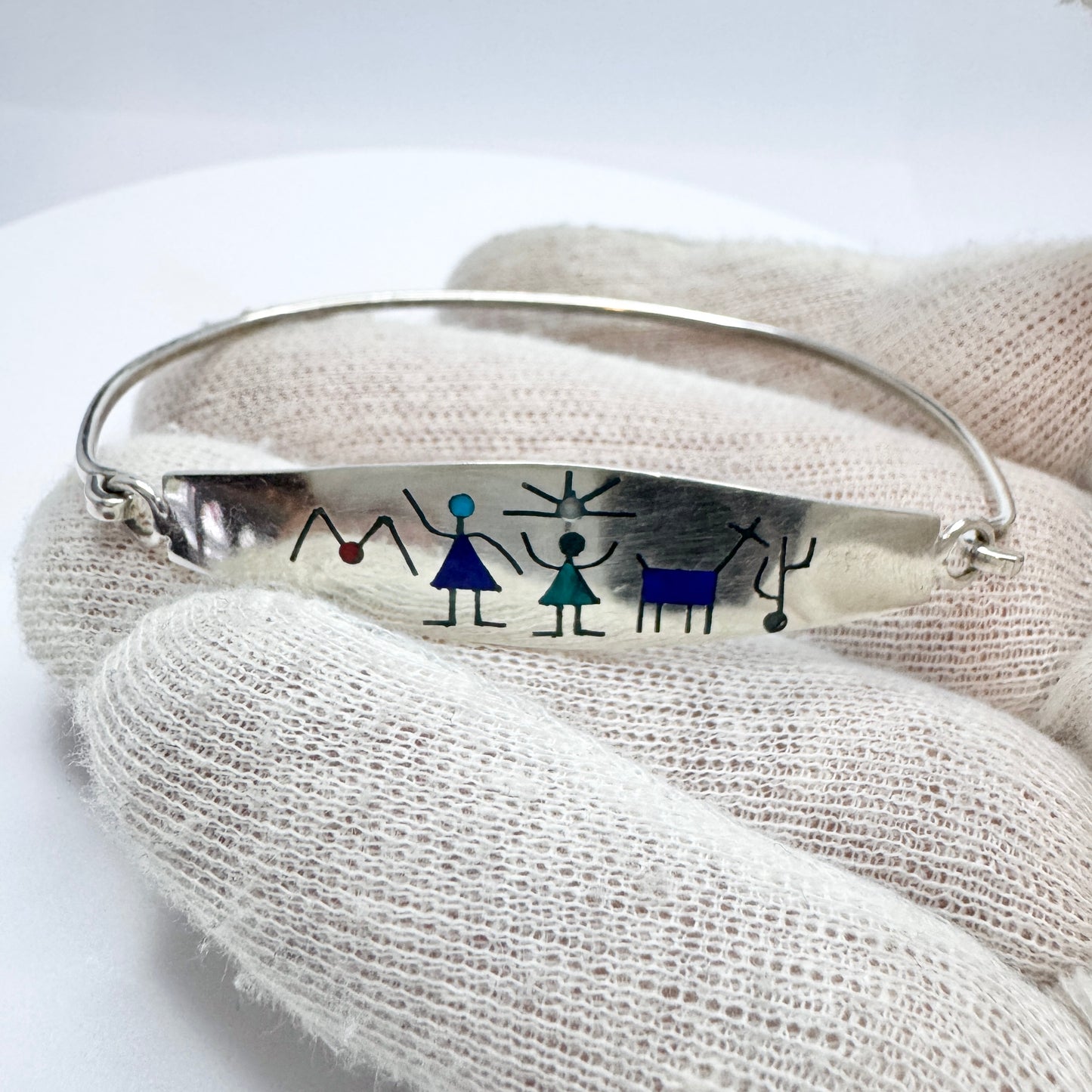 South America , Vintage Sterling Silver Stone Inlay Bangle Bracelet.