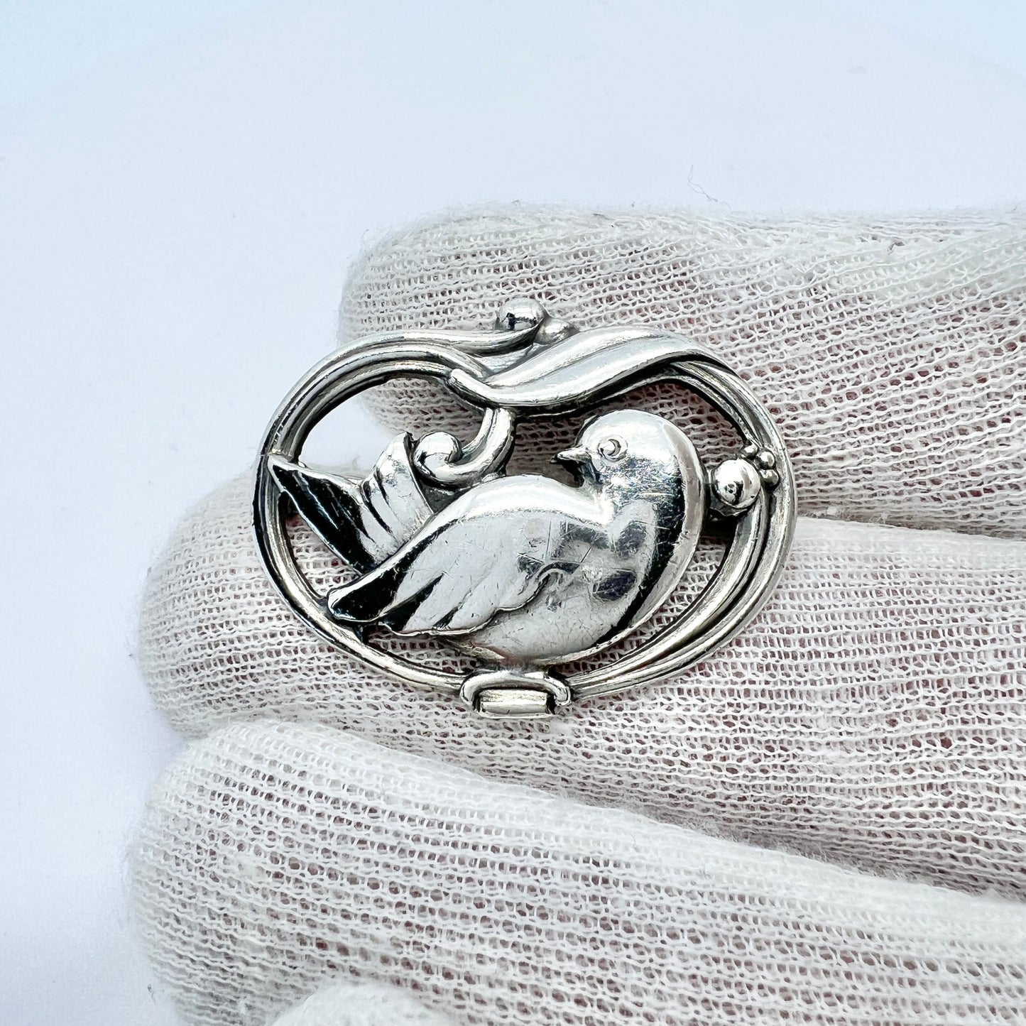 Denmark c 1940s Vintage Solid Silver Peace Dove Brooch. Design no 211