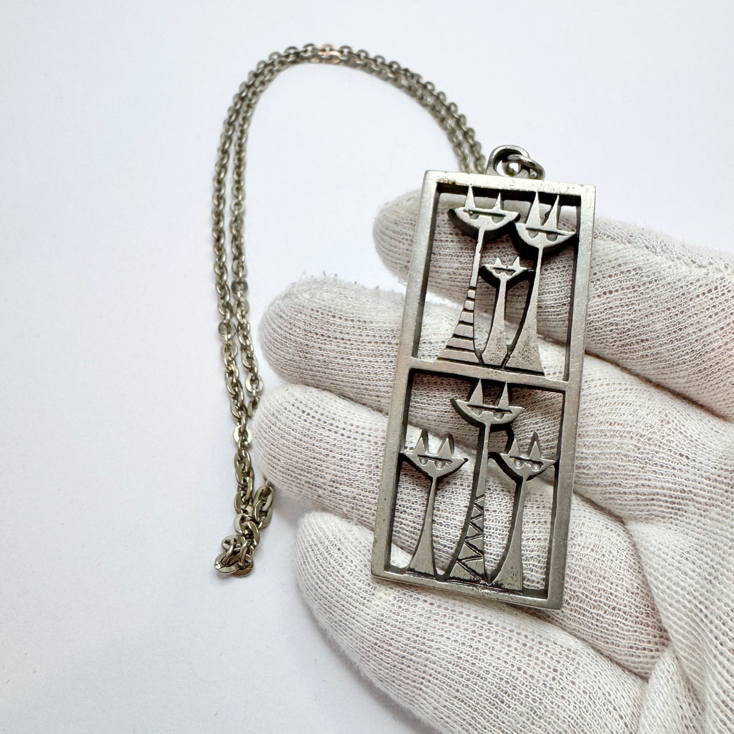 Tyr, Sweden c 1970s. Vintage Pewter Cats Large Pendant Necklace.