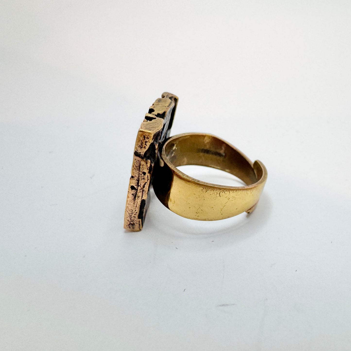 Jorma Laine, Finland. Vintage Bronze Ring.