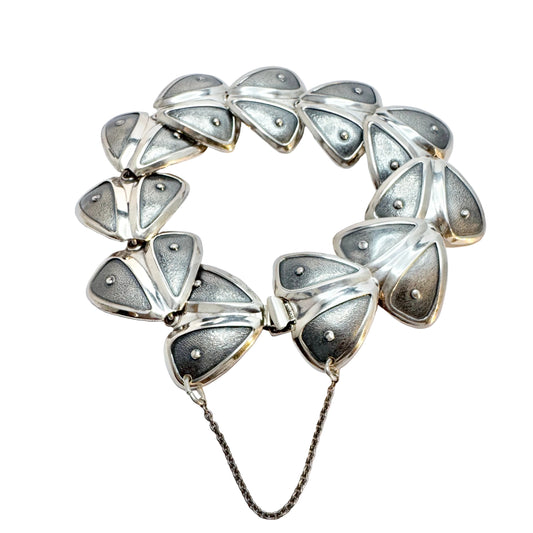 Victor Janson, Sweden year 1960. Vintage Mid-century Modern Sterling Silver Bracelet.