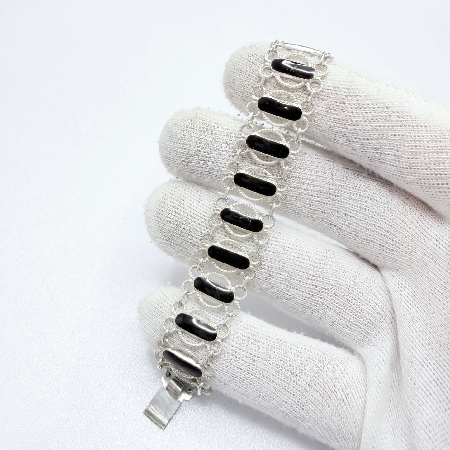 Arne Nodlie, Norway. Vintage Sterling Silver Black Enamel Bracelet.