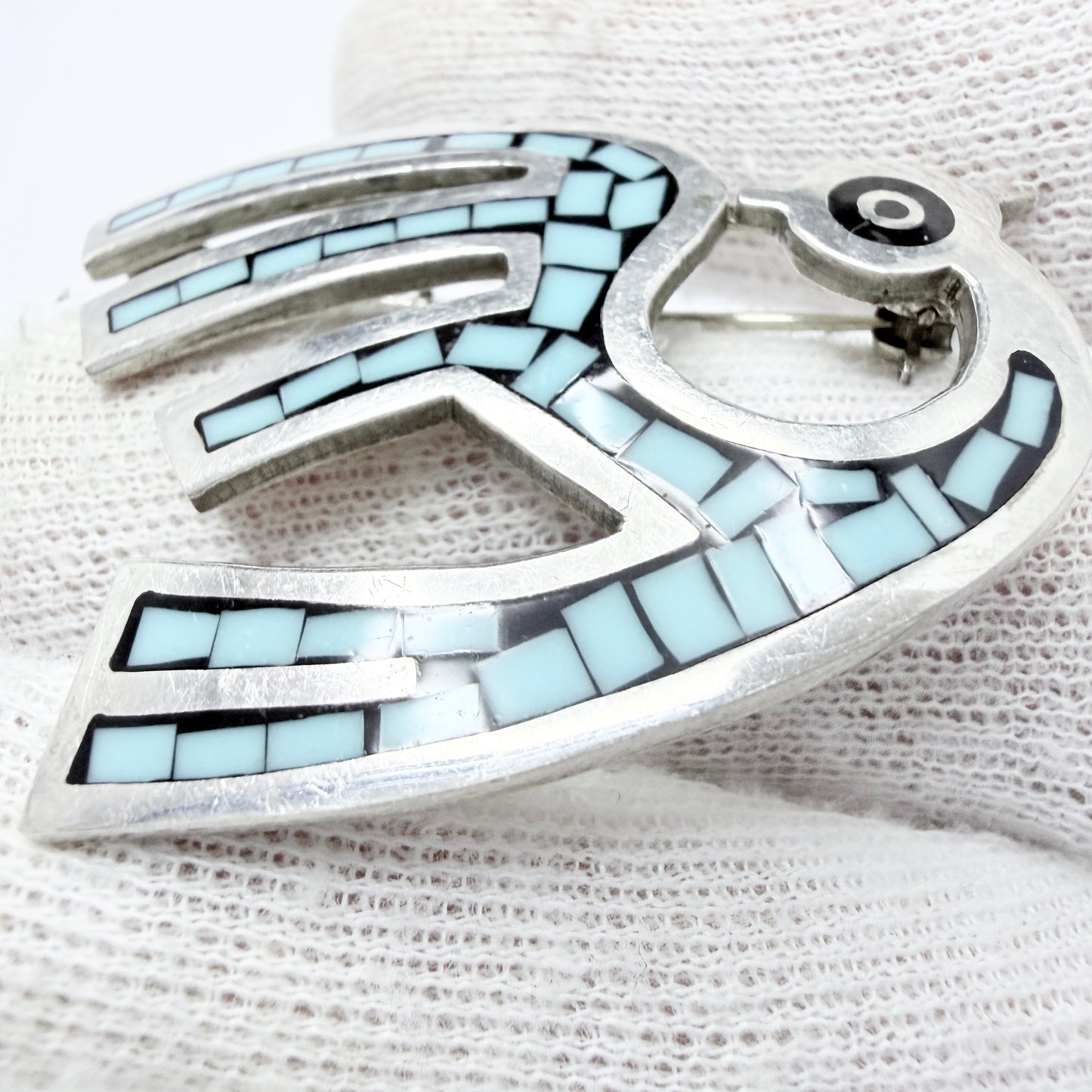 Vintage Sterling Silver Turquoise Inlay Bird Brooch.