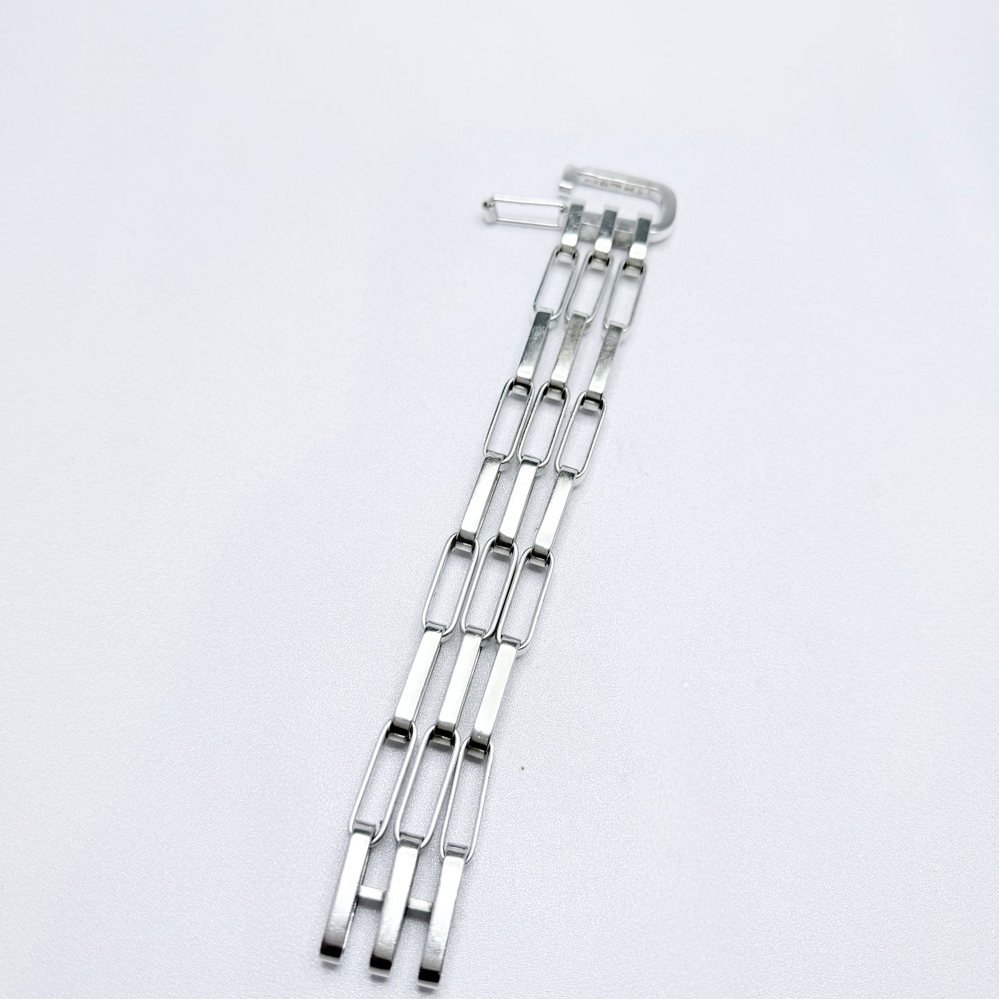 Karl Ingemar Johansson, Sweden 1966. Chunky Sterling Silver Bracelet. Signed.