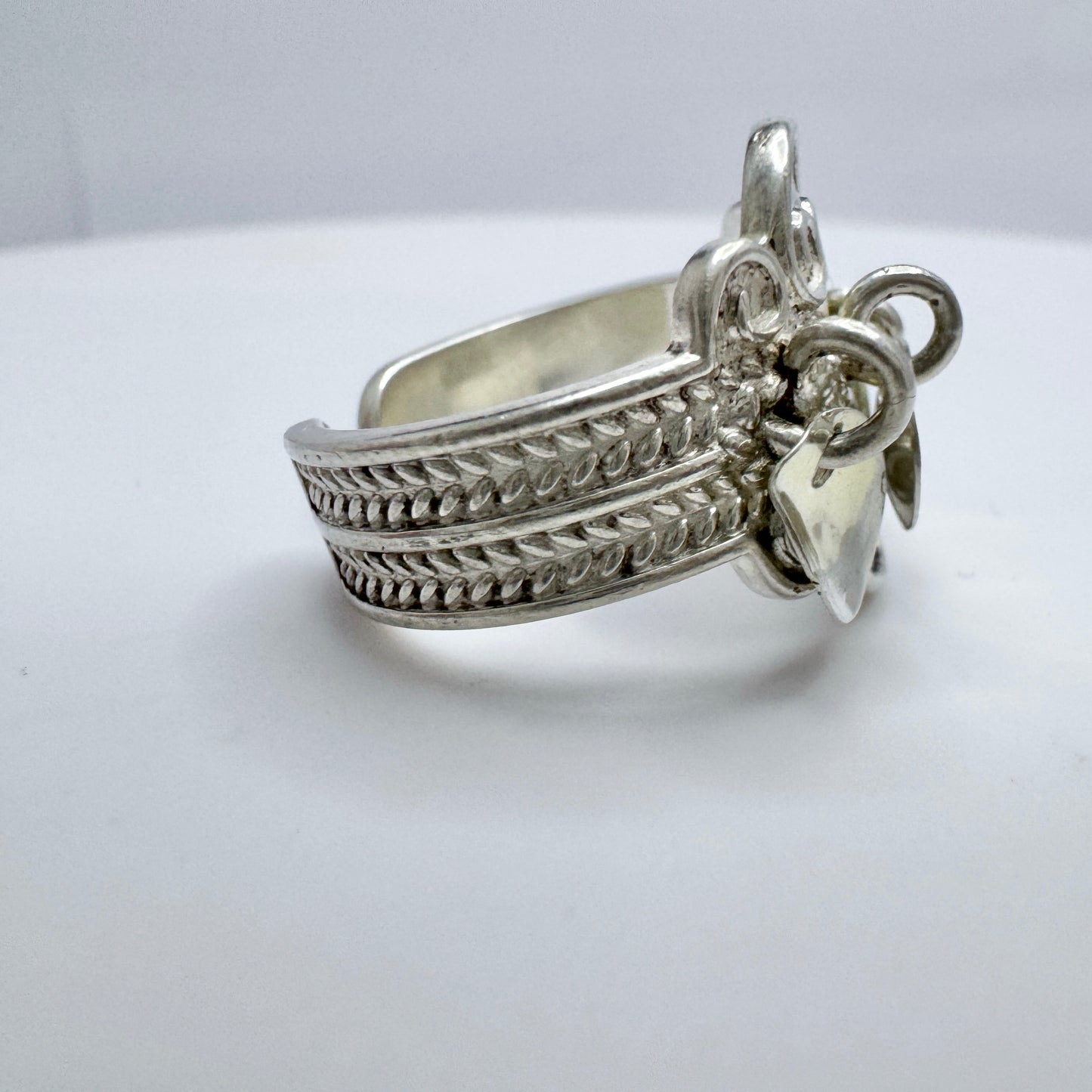 Sylvsmidja, Norway. Vintage Sterling Silver Tradtional Sami Laplander Ring.