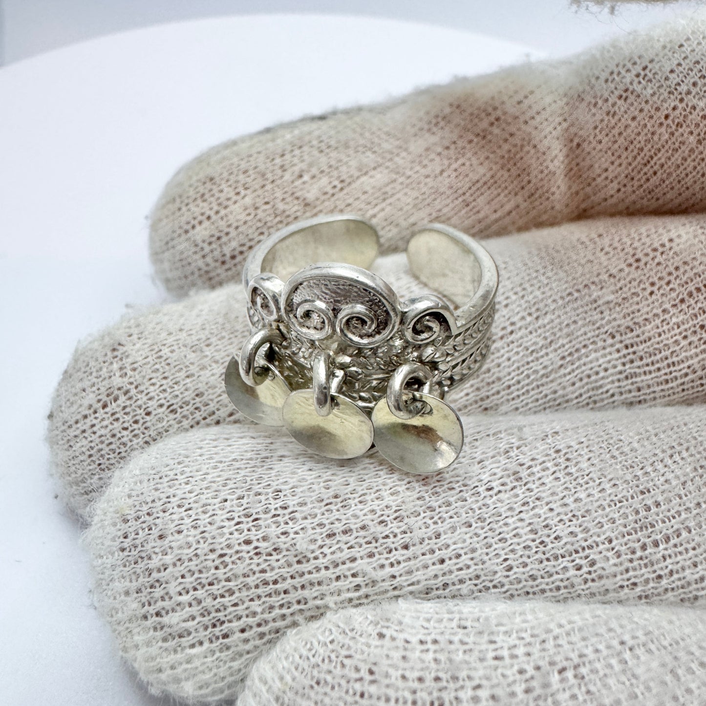 Sylvsmidja, Norway. Vintage Sterling Silver Tradtional Sami Laplander Ring.