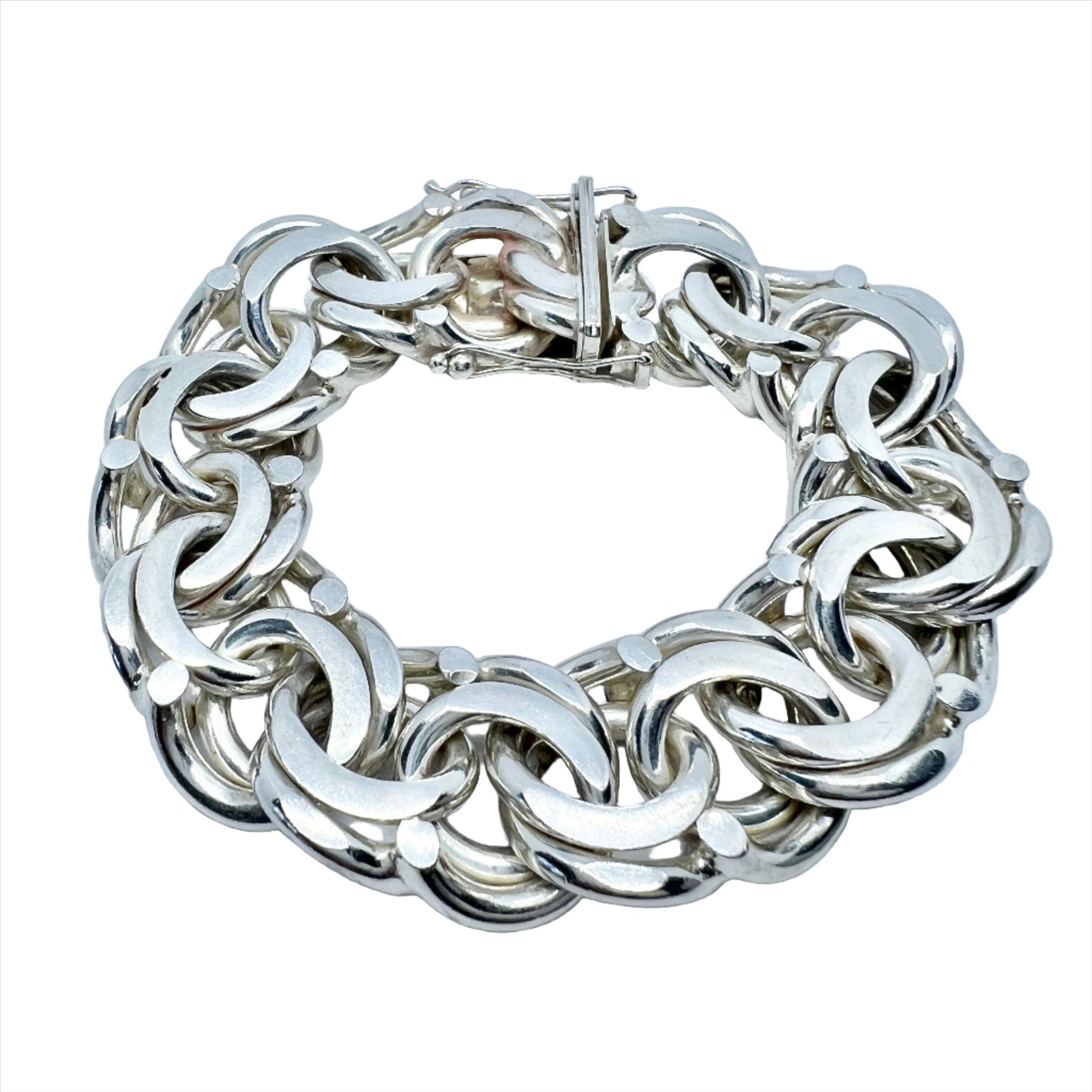 Nils-Eric Södermark, Sweden 1972. Vintage Chunky 4.0oz Sterling Silver Bismarck Bracelet.