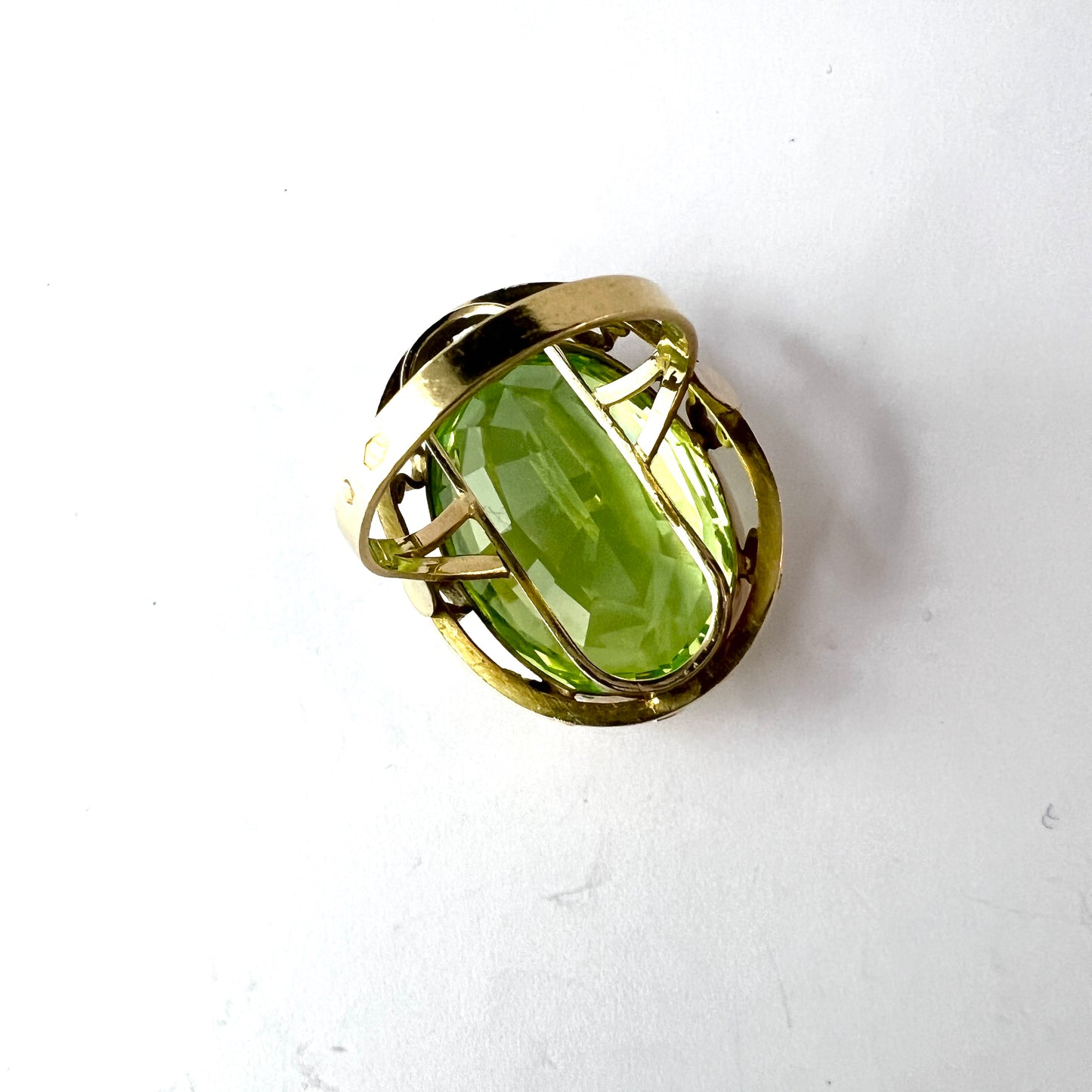 Warzaw, Poland 1960-70s. Bold 14k Gold Uranium Glass Ring.