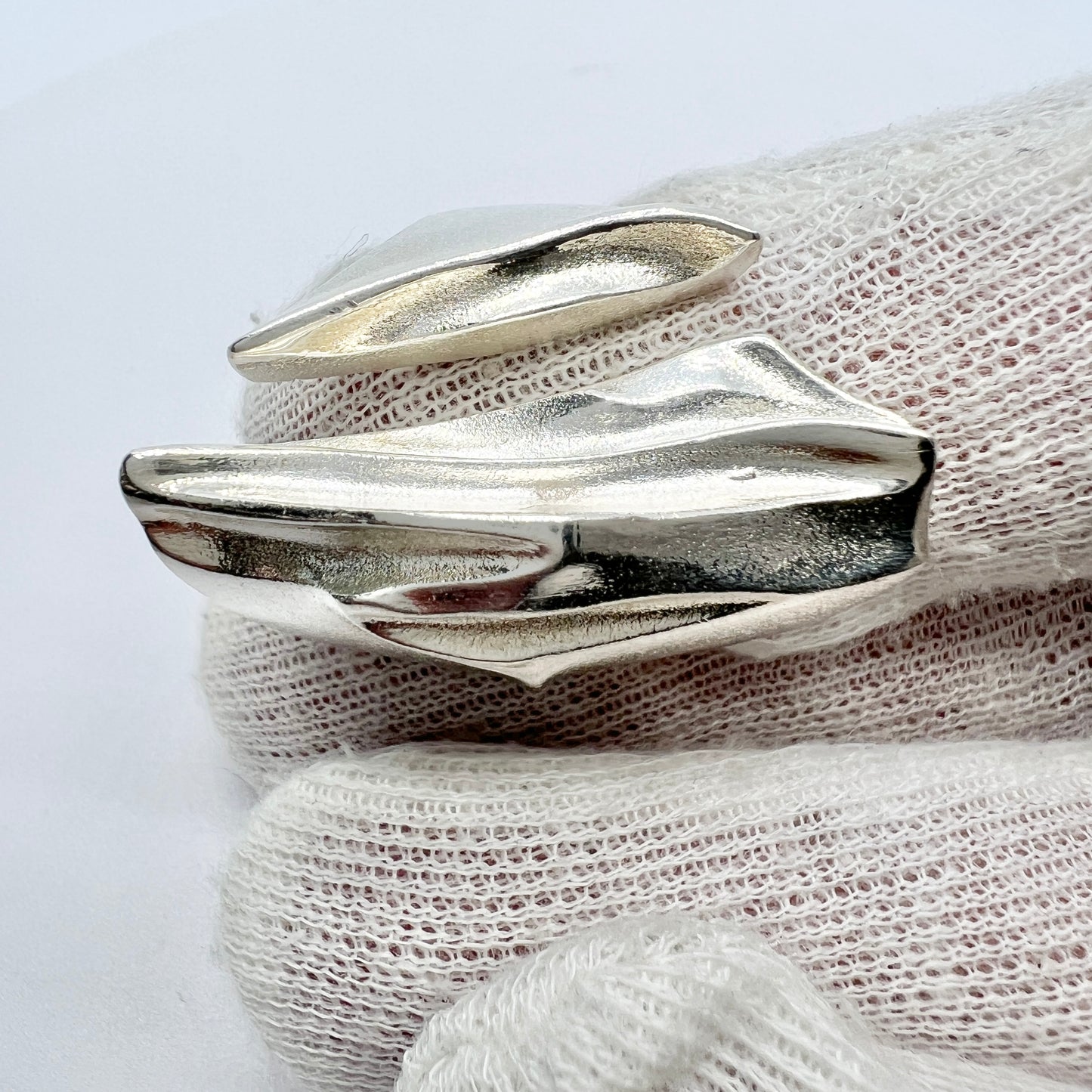 Bjorn Weckstrom for Lapponia, Finland 1982 Bold Sterling Silver Ring. Design: Erosion