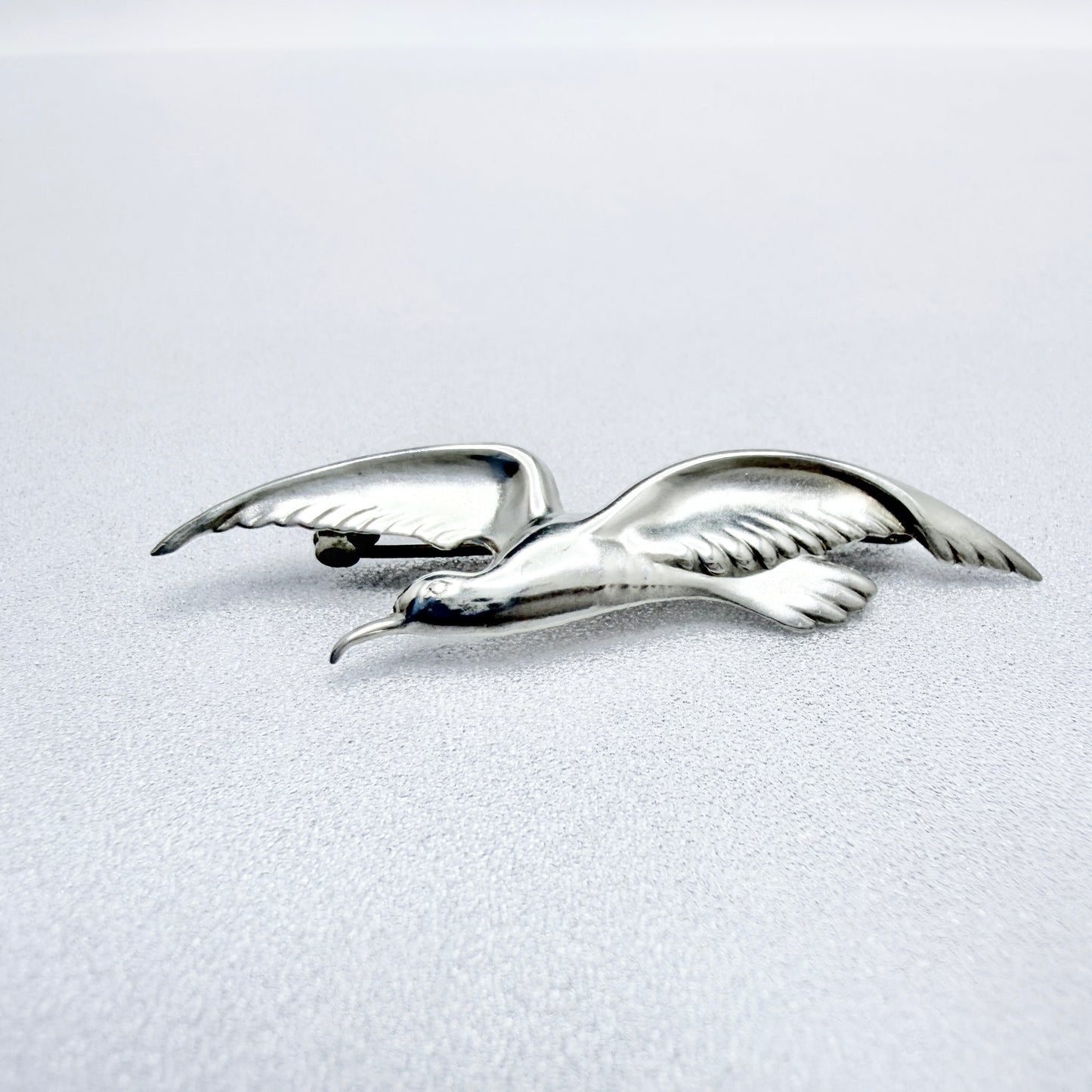 Vintage c 1950s. Solid Silver Bird Brooch.