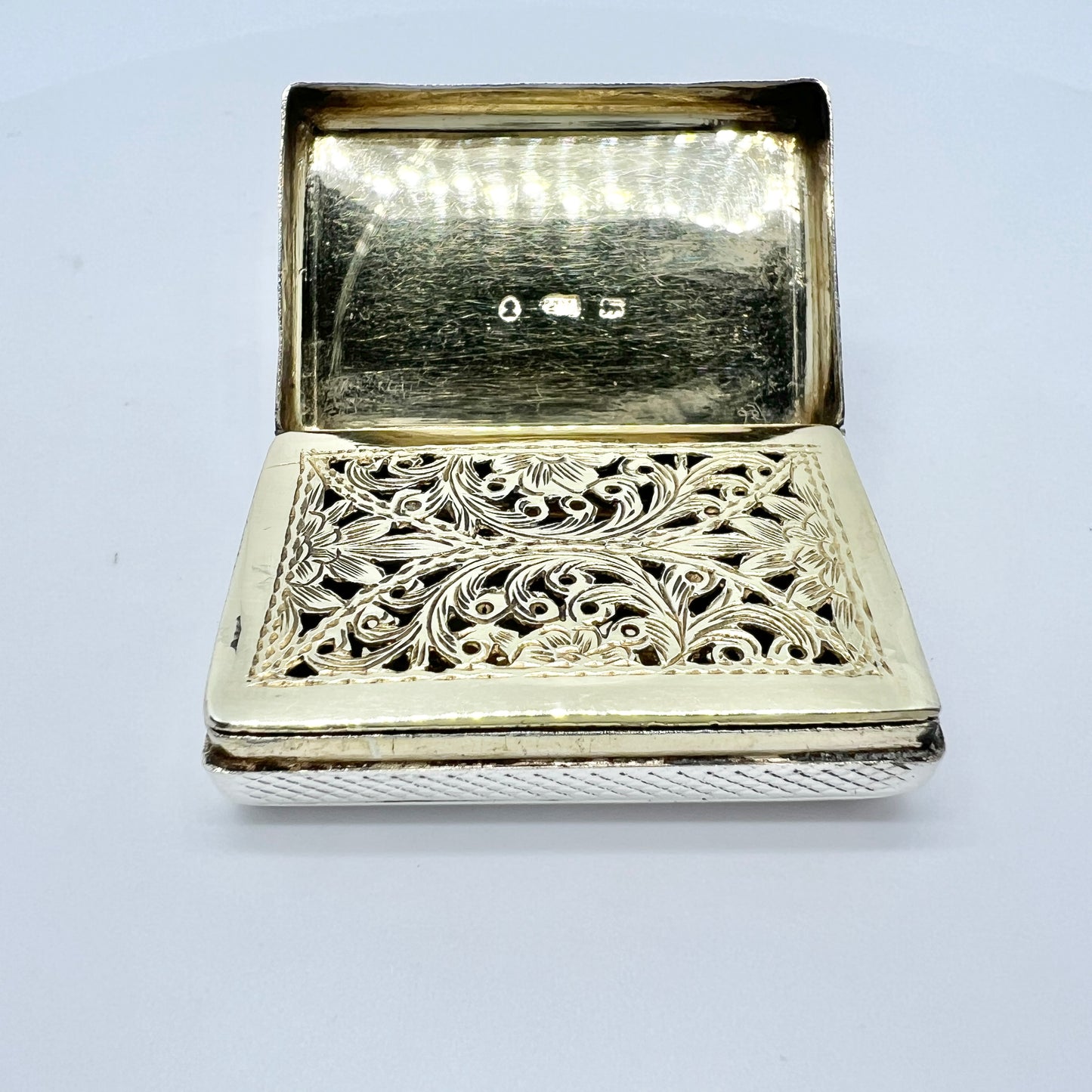 Thomas Lawrence, Birmingham 1836. Antique Sterling Silver Vinaigrette Box.