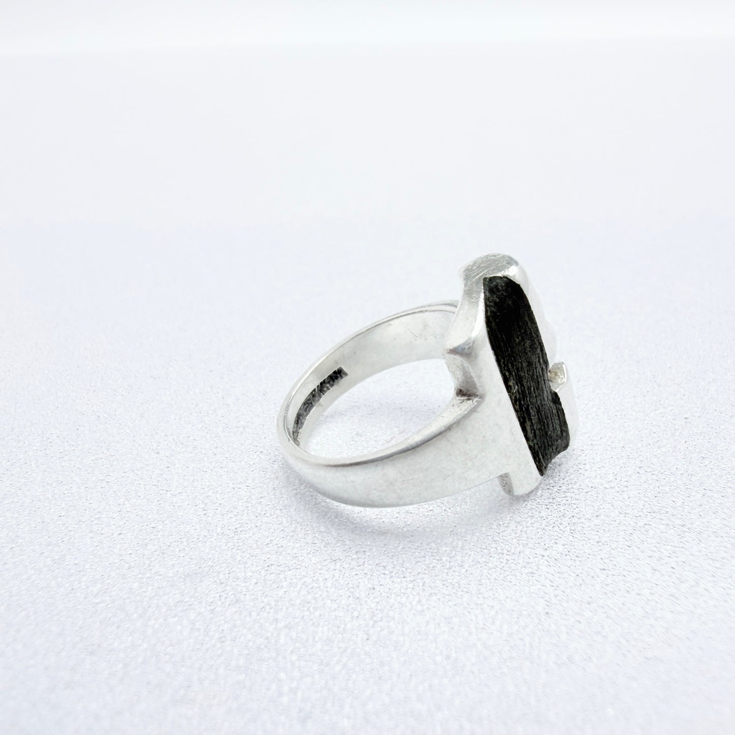Zoltan Popovits for Lapponia, Finland 1980s. Vintage Sterling Silver Ebony Ring.