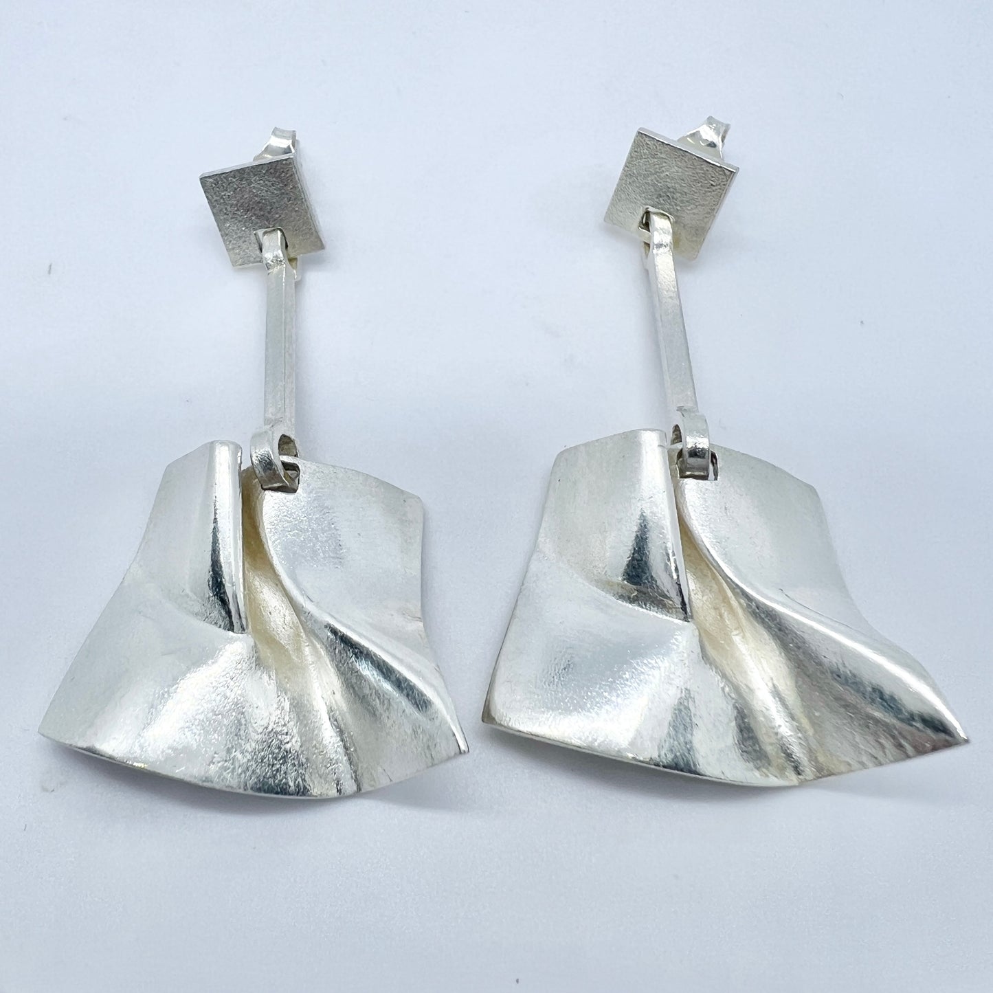 Björn Weckström for Lapponia, Finland 1971. Vintage Sterling Silver Earrings. Design: Galactic wind.