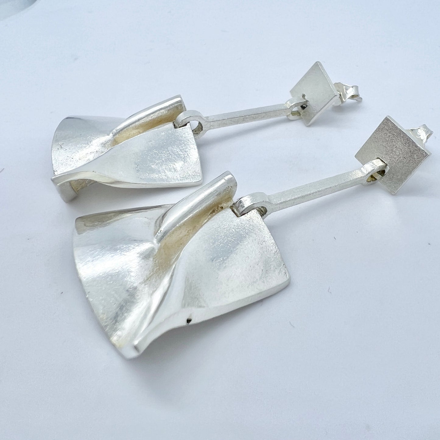 Björn Weckström for Lapponia, Finland 1971. Vintage Sterling Silver Earrings. Design: Galactic wind.