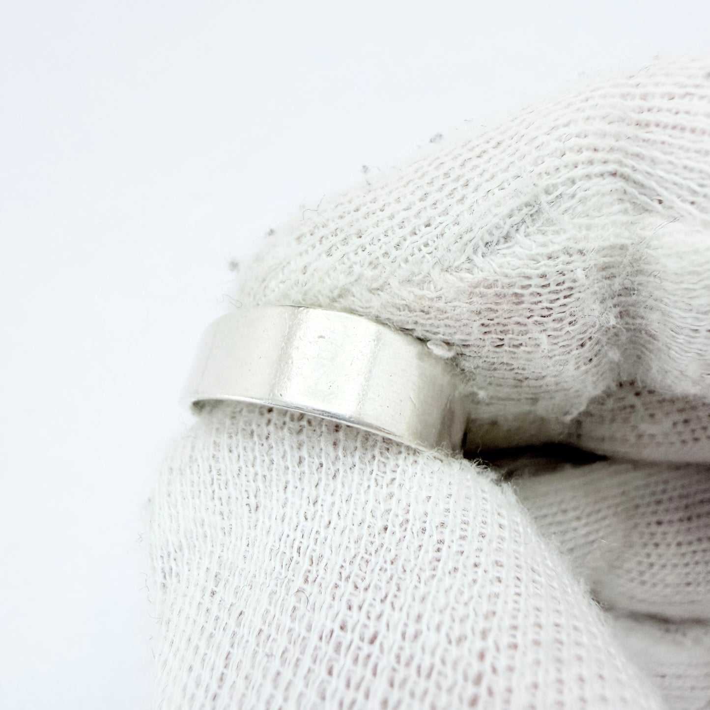Alton, Sweden 1968. Vintage Sterling Silver Synthetic Spinel Ring.