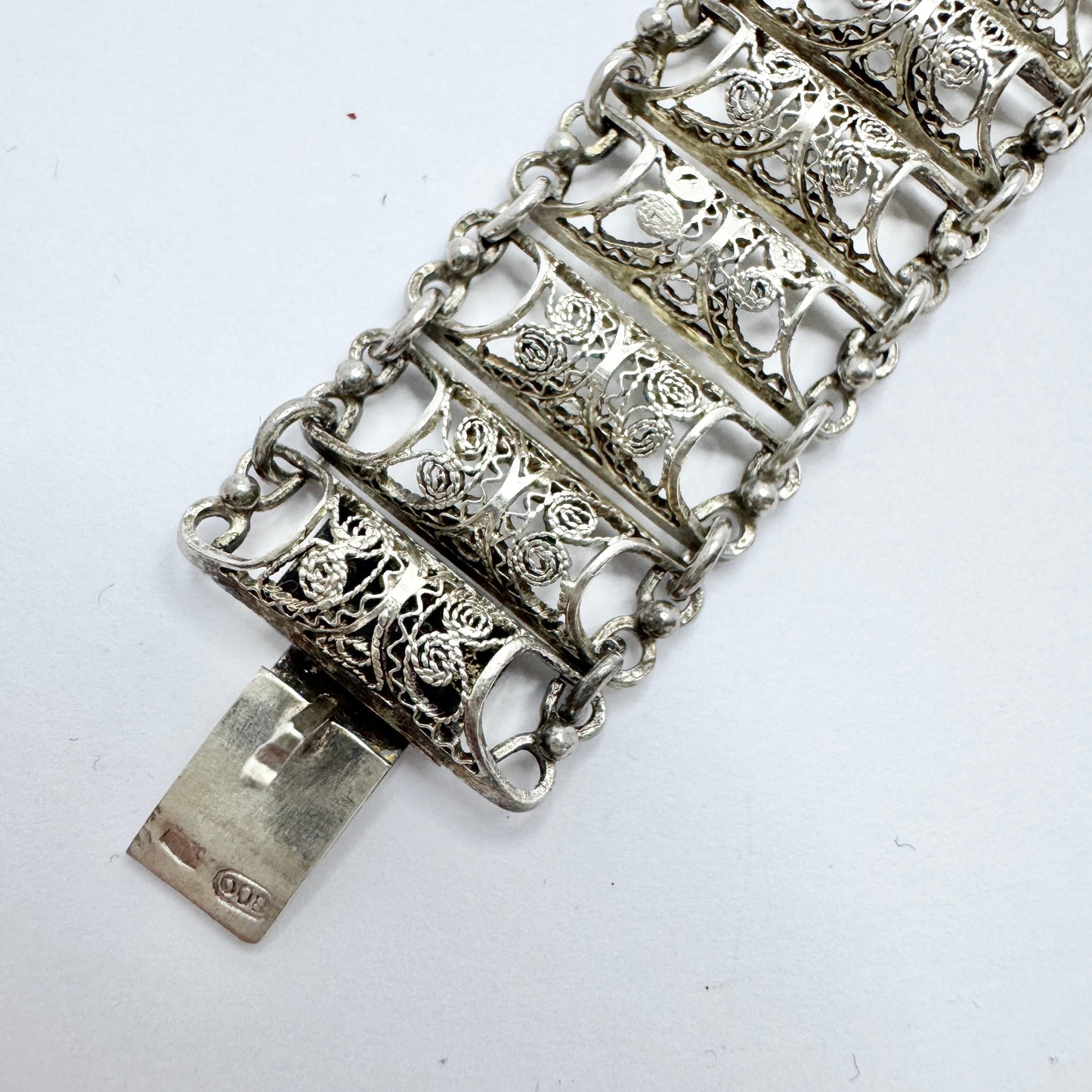 Italy pre 1933. Antique Solid Silver Filigree Bracelet.