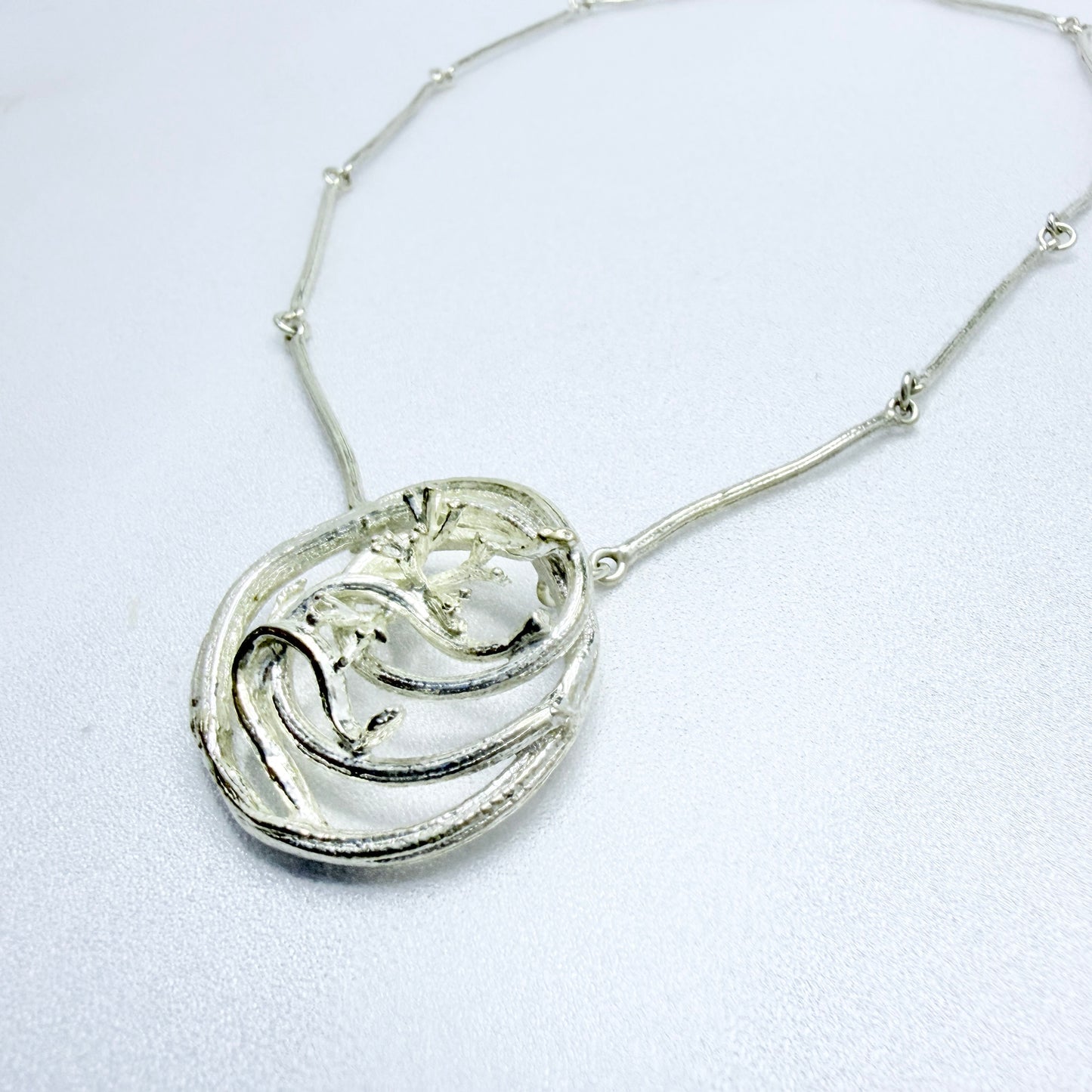 Flora Danica, Denmark. Vintage Sterling Silver Pendant Necklace.