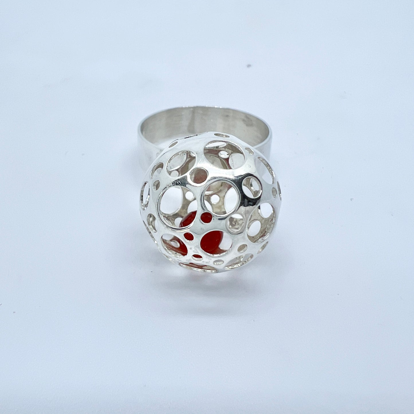 Liisa Vitali for N Westerback, Finland 1973 Vintage Sterling Silver Trapped Carnelian Sphere Ring